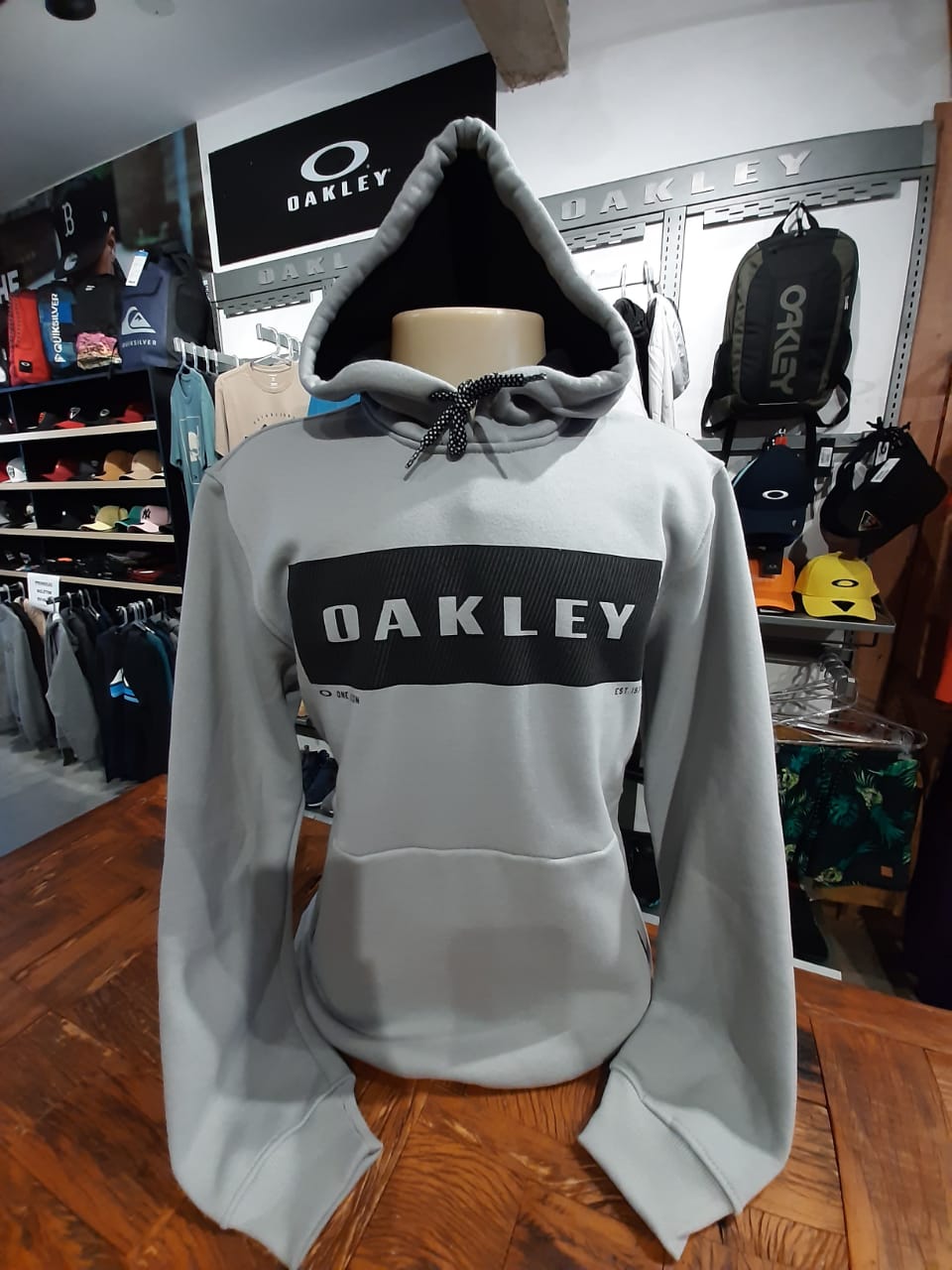 moletom canguru oakley